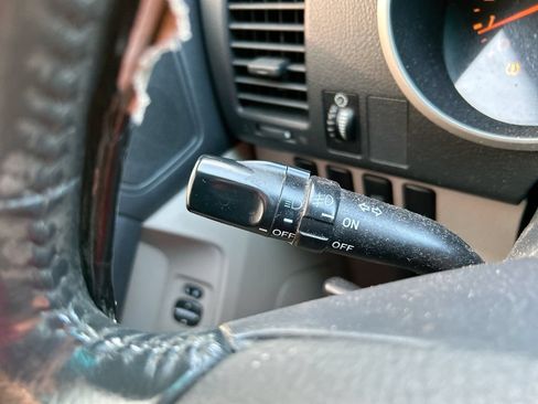 Used 2006 Toyota 4Runner SR5 RWD image 19