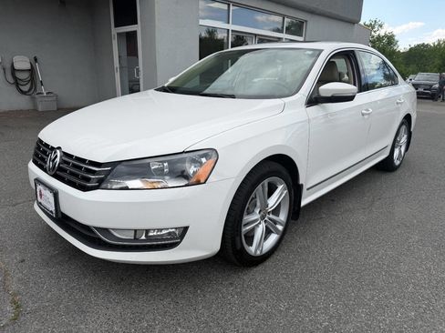 Used 2014 Volkswagen Passat TDI SE FWD image 3