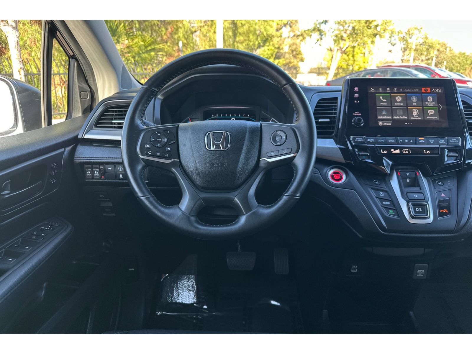Used 2024 Honda Odyssey Elite image 16