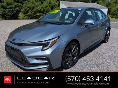 Used 2024 Toyota Corolla SE w/ SE Convenience Package FWD image 1