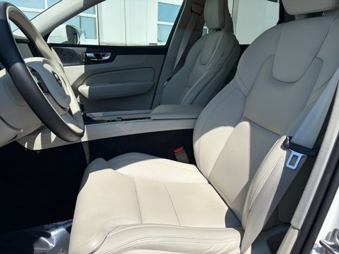 Used 2021 Volvo XC60 T5 Inscription w/ Advanced Package AWD/4WD image 14