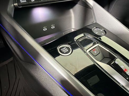 Used 2025 Audi A3 2.0T Premium w/ Convenience Package image 25