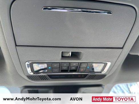 Used 2024 Ford F350 Lariat w/ Lariat Ultimate Package image 35