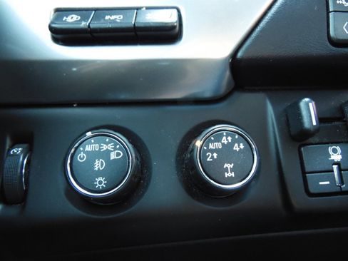 Used 2016 Chevrolet Tahoe LTZ image 15