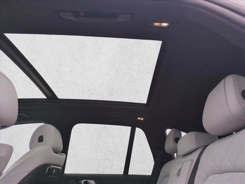 Used 2024 BMW X5 xDrive40i w/ Premium Package image 20