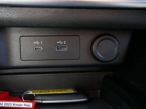 Certified 2023 Nissan Rogue SL w/ SL Premium Package AWD/4WD image 19