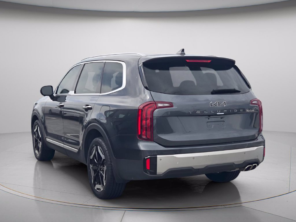Used 2024 Kia Telluride S w/ S Sunroof Package FWD image 9