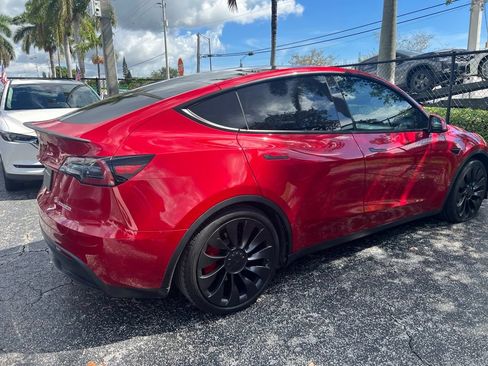 Used 2023 Tesla Model Y Performance AWD/4WD image 4