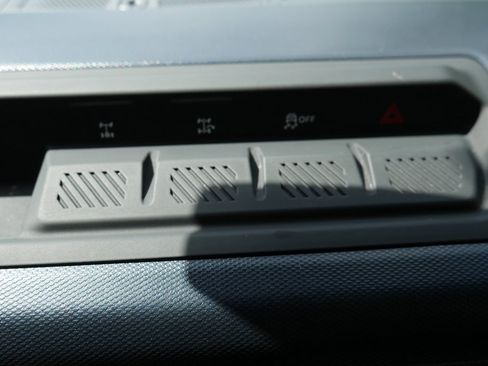 Used 2022 Ford Bronco Outer Banks image 17