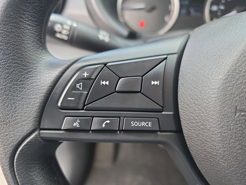 Used 2024 Nissan Kicks S image 17