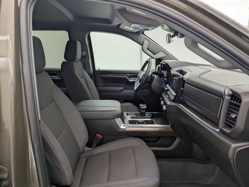 Used 2023 GMC Sierra 1500 Elevation w/ LPO, Elevation Black Package image 22