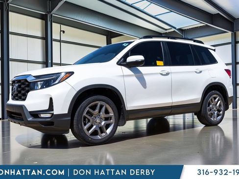 Used 2023 Honda Passport EX-L image 2