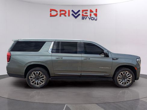 Used 2023 GMC Yukon XL Denali Ultimate w/ LPO, Floor Liner Package image 6