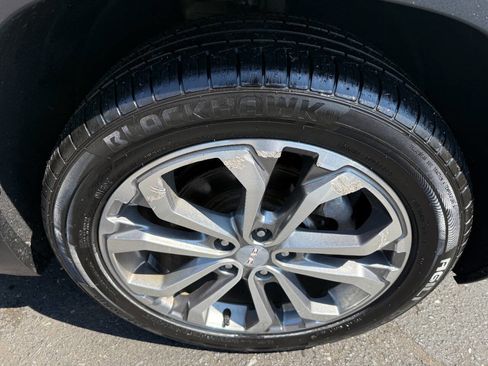 Used 2020 GMC Terrain SLT w/ Preferred Package AWD/4WD image 12