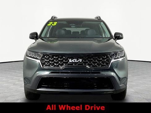Used 2023 Kia Sorento S w/ Panoramic Sunroof Package AWD/4WD image 2