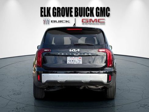 Used 2024 Kia Telluride LX image 5