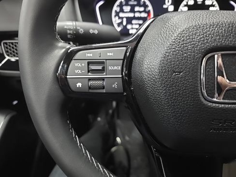 Used 2024 Honda Civic EX image 21