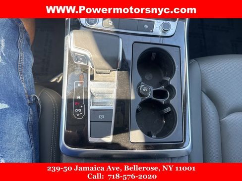 Used 2022 Audi Q8 Premium Plus w/ Premium Plus Package image 43