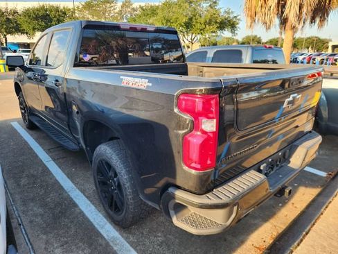 Used 2023 Chevrolet Silverado 1500 LT Trail Boss w/ LT Trail Boss Premium Package AWD/4WD image 4