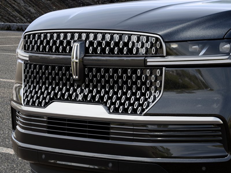 New 2027 Lincoln Navigator Reserve AWD/4WD image 17