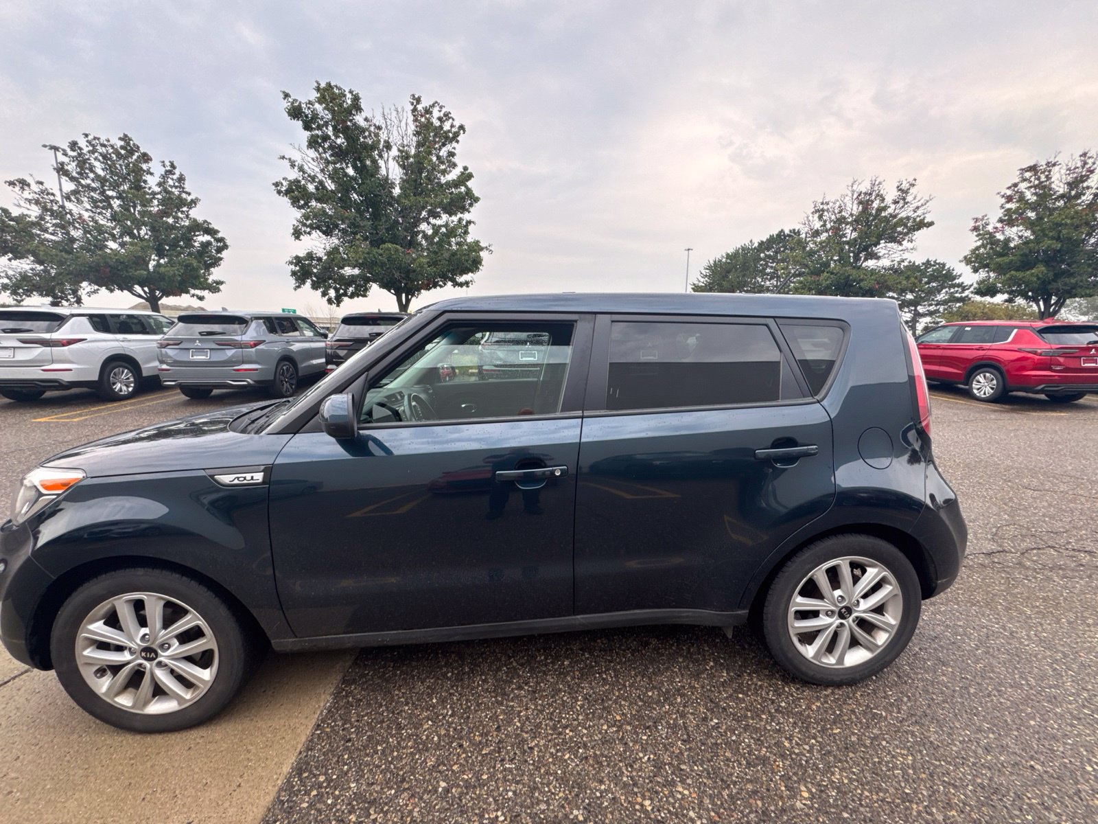 Used 2018 Kia Soul + w/ Audio Package FWD image 2