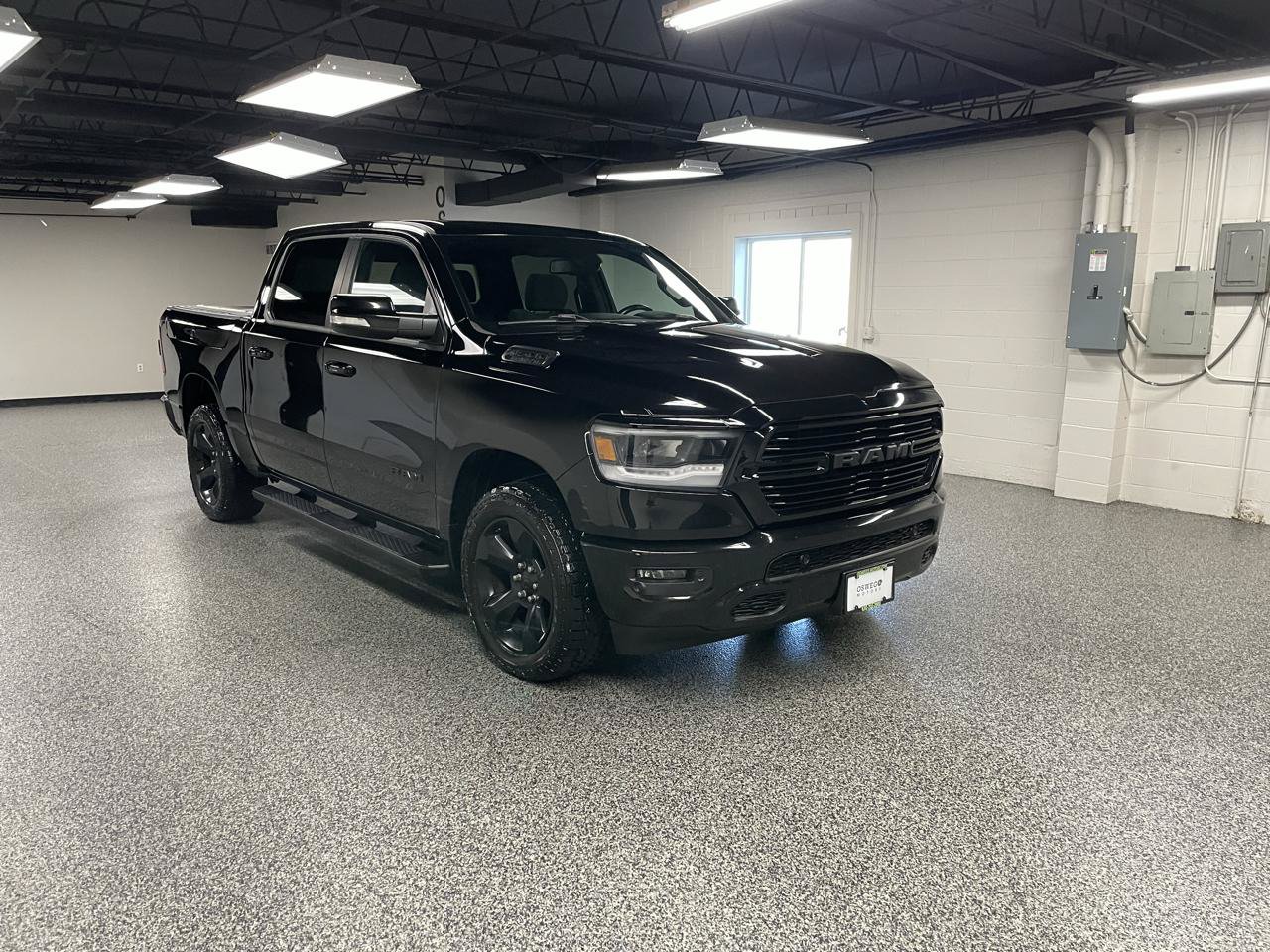 Used 2019 RAM 1500 Big Horn AWD/4WD image 3