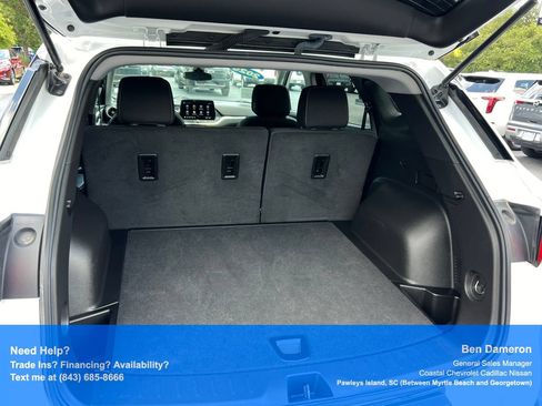 Used 2025 Chevrolet Blazer LT FWD image 18