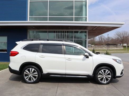 Used 2021 Subaru Ascent Limited w/ Technology Package image 2
