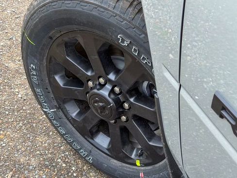 New 2026 RAM 2500 Laramie w/ Night Edition image 13