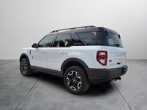 Used 2022 Ford Bronco Sport Outer Banks w/ Tech Package AWD/4WD image 3