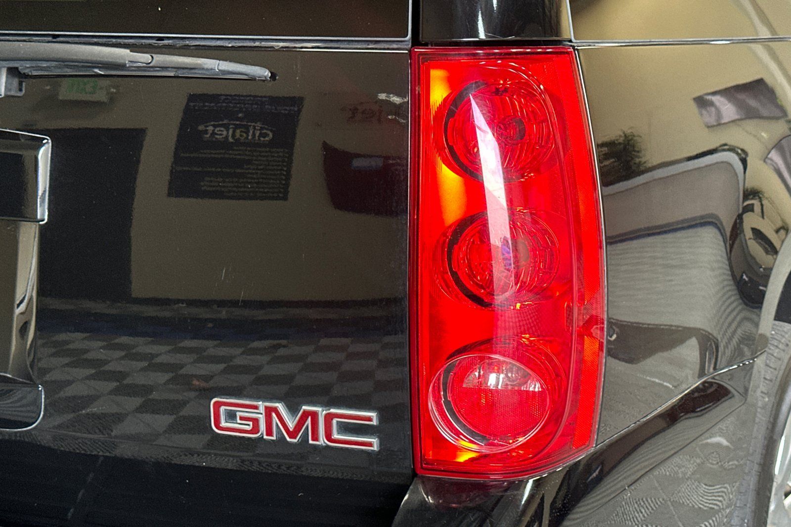 Used 2013 GMC Yukon XL SLT RWD image 45