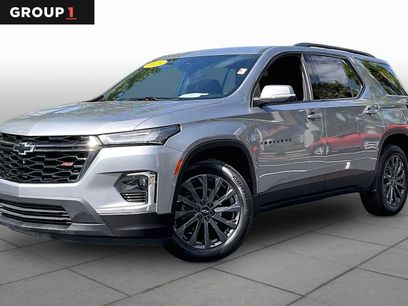 Used 2023 Chevrolet Traverse RS