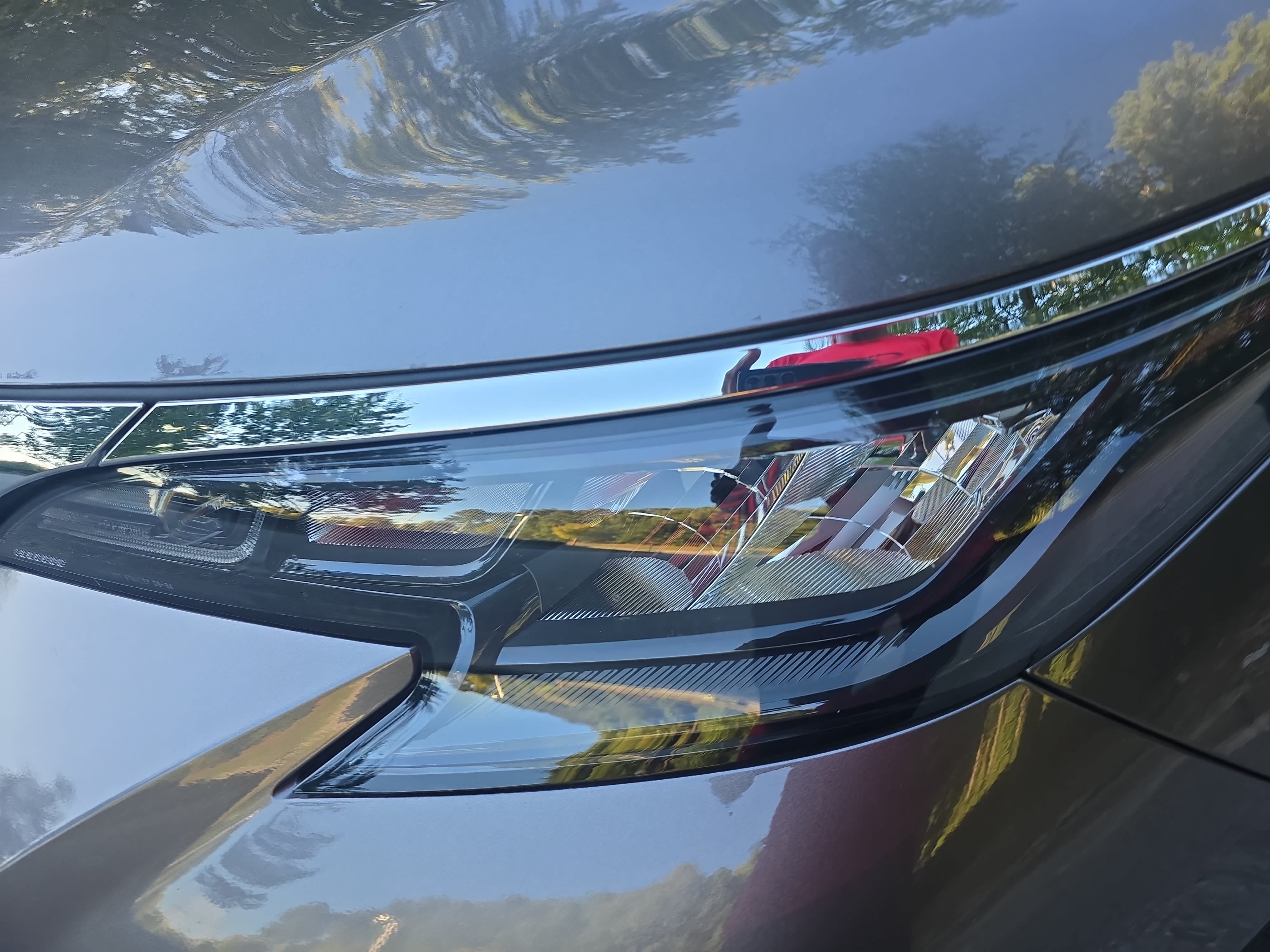 Used 2024 Toyota Sienna XLE FWD image 28