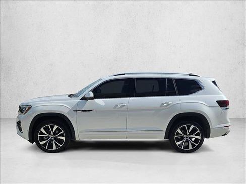 Used 2024 Volkswagen Atlas SEL Premium R-Line AWD/4WD image 9