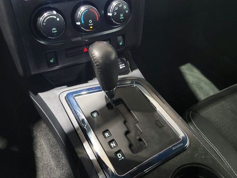 Used 2008 Dodge Challenger SRT8 RWD image 24