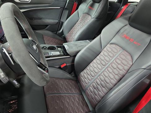 Used 2025 Audi RS 6 performance image 5