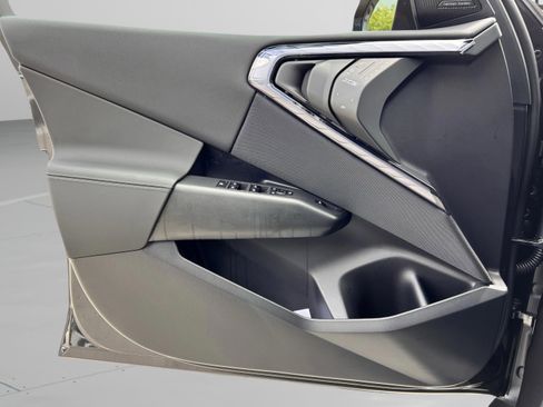 Used 2025 BMW X3 xDrive30i w/ Premium Package image 31