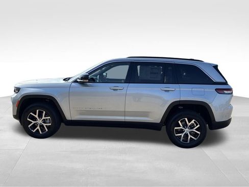 New 2025 Jeep Grand Cherokee Limited image 2