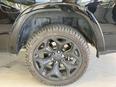 Used 2020 RAM 1500 Limited w/ Body-Colour Bumper Group AWD/4WD image 13