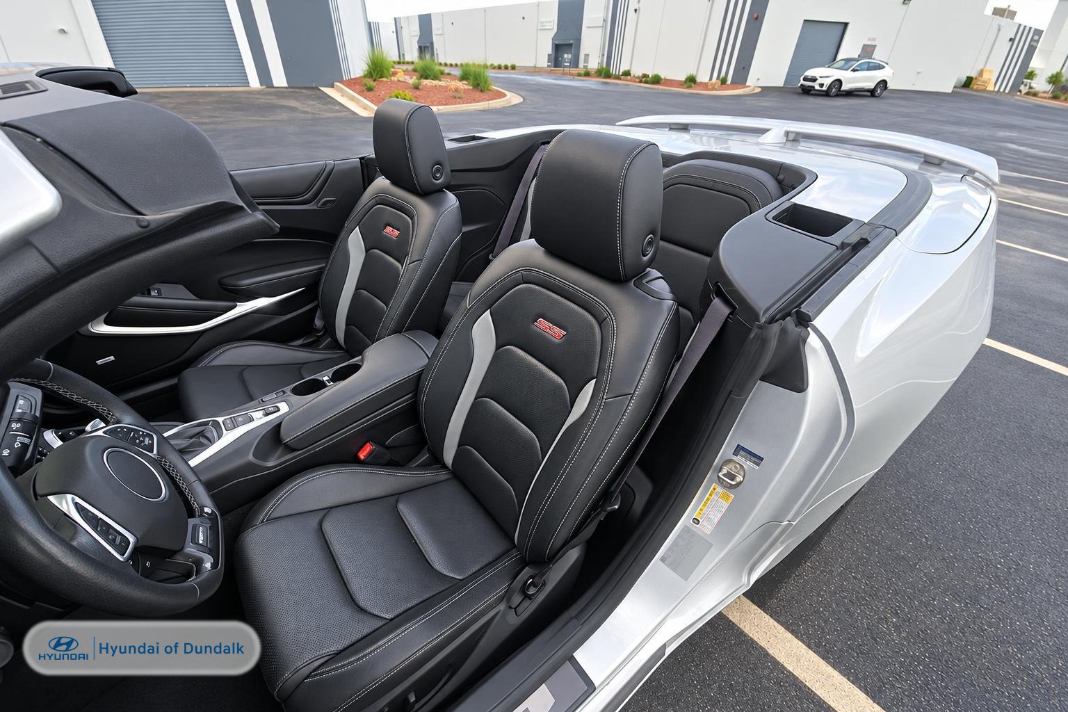 Used 2017 Chevrolet Camaro SS RWD image 9