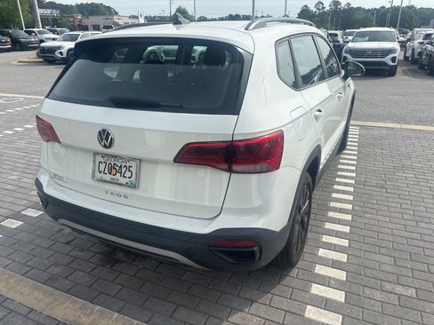 Used 2022 Volkswagen Taos S image 12