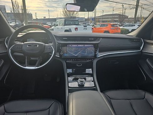 New 2026 Jeep Grand Cherokee Limited image 22