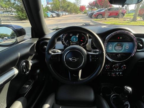 Used 2023 MINI Cooper S FWD image 12