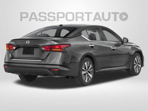 Used 2022 Nissan Altima 2.5 SV w/ SV Premium Package FWD image 2