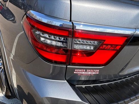 Used 2023 Nissan Armada SL image 30