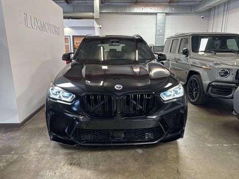Used 2022 BMW X5 M w/ Competition Package 2 AWD/4WD image 2