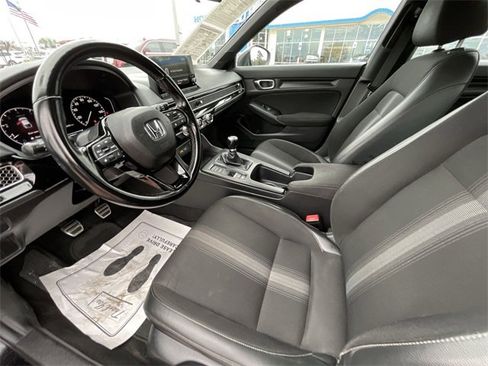 Used 2022 Honda Civic Sport image 12