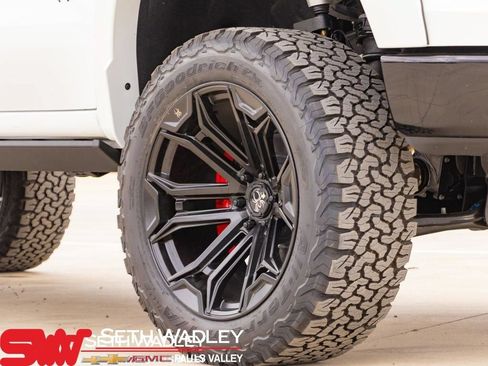 New 2025 Chevrolet Silverado 1500 LT Trail Boss w/ Convenience Package II AWD/4WD image 75