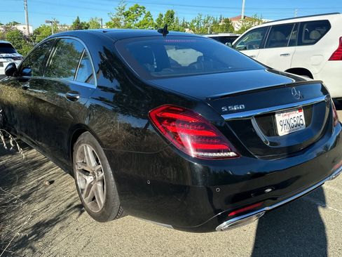 Used 2019 Mercedes-Benz S 560 Sedan image 4
