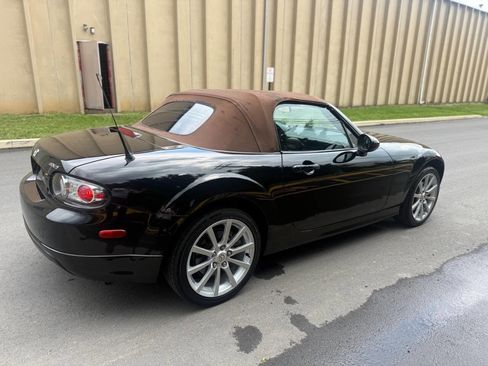 Used 2006 MAZDA MX-5 Miata Grand Touring image 15